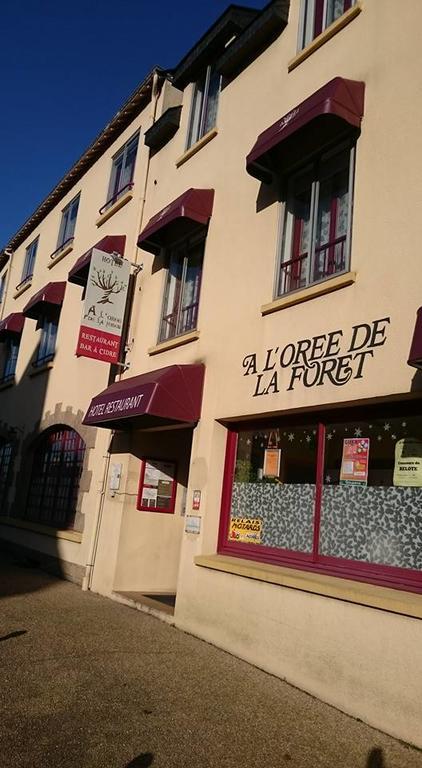 Hotel A L'oree De La Foret Campénéac