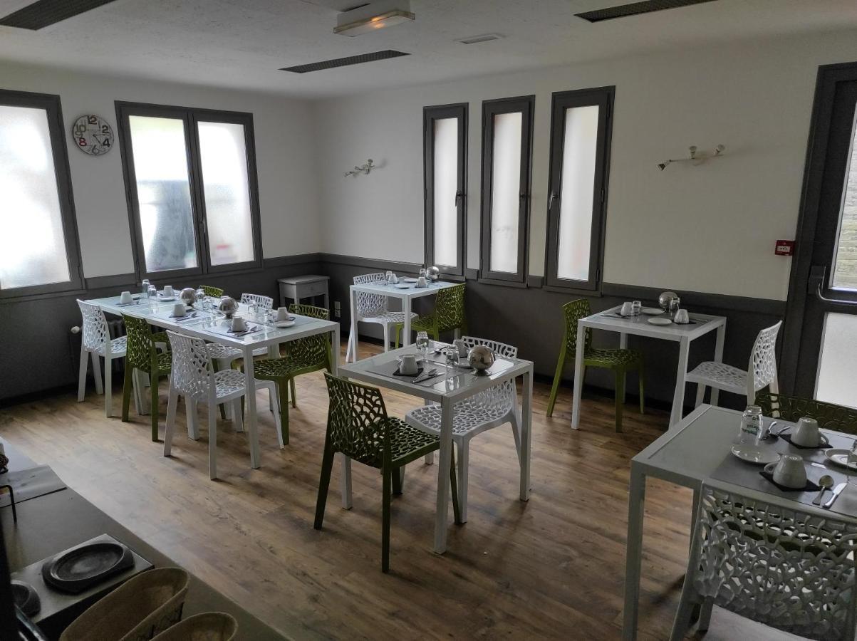 A L'orée De La Forêt Hotel